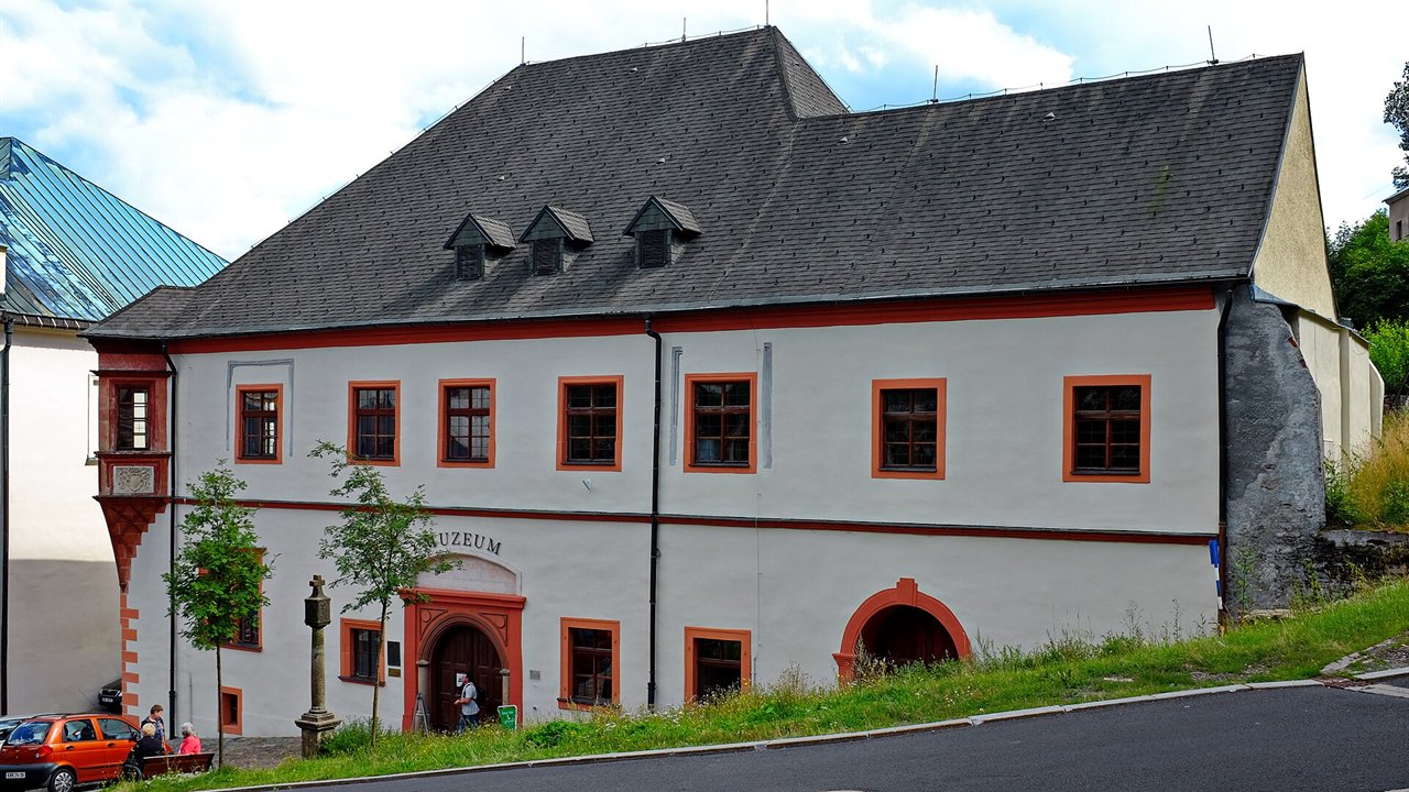 Jáchymov – Královská mincovna a hornické město UNESCO